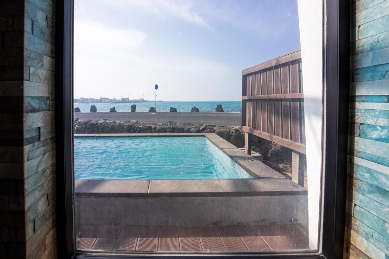 Aqua Beautique Poolvilla Τζέτζου Εξωτερικό φωτογραφία
