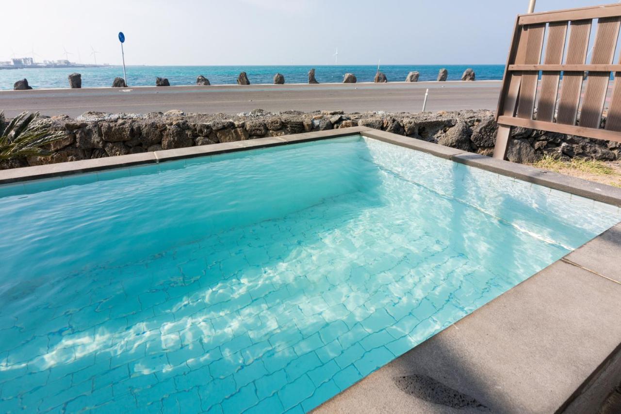 Aqua Beautique Poolvilla Τζέτζου Εξωτερικό φωτογραφία